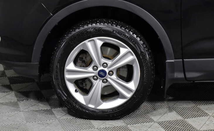 Ford Kuga - Фото 8