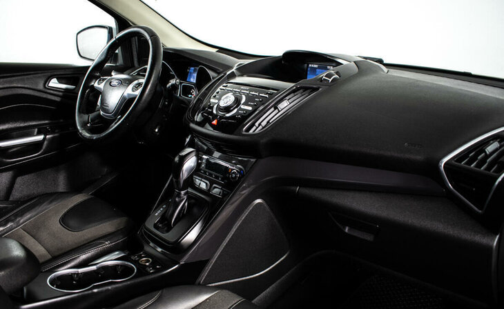 Ford Kuga - Фото 4