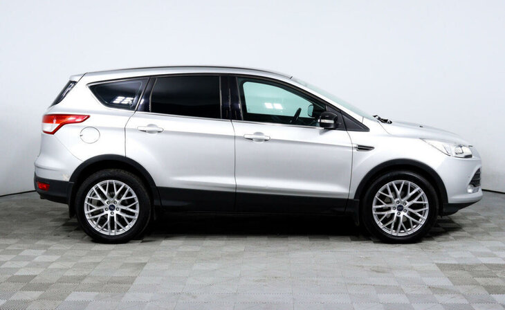 Ford Kuga - Фото 3