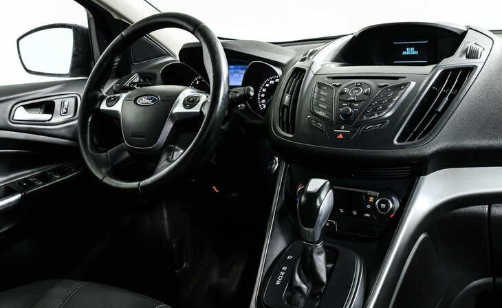 Ford Kuga - Фото 9