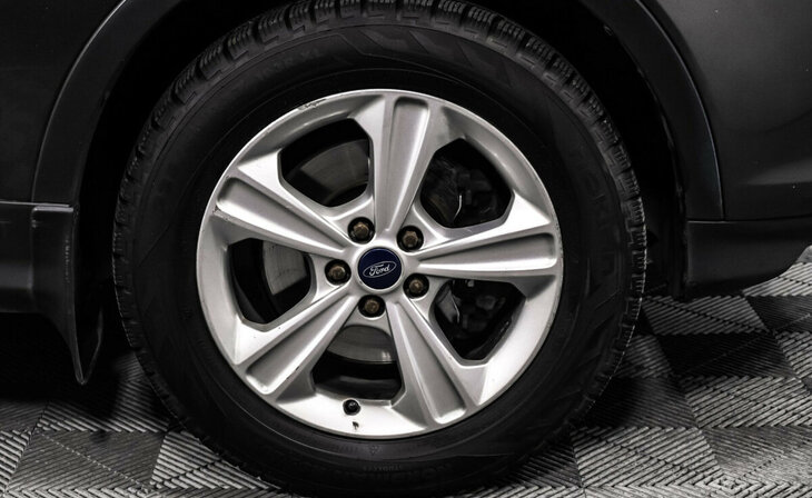 Ford Kuga - Фото 6