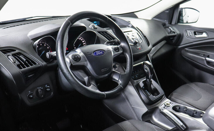 Ford Kuga - Фото 6