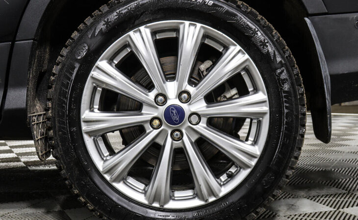 Ford Kuga - Фото 6