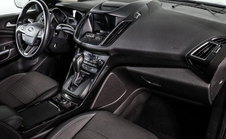 Ford Kuga - Фото 7