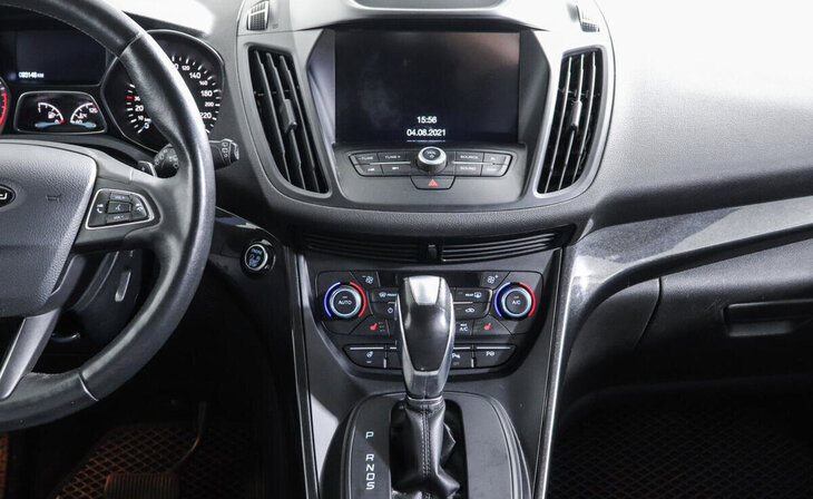 Ford Kuga - Фото 8