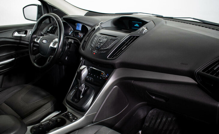 Ford Kuga - Фото 4