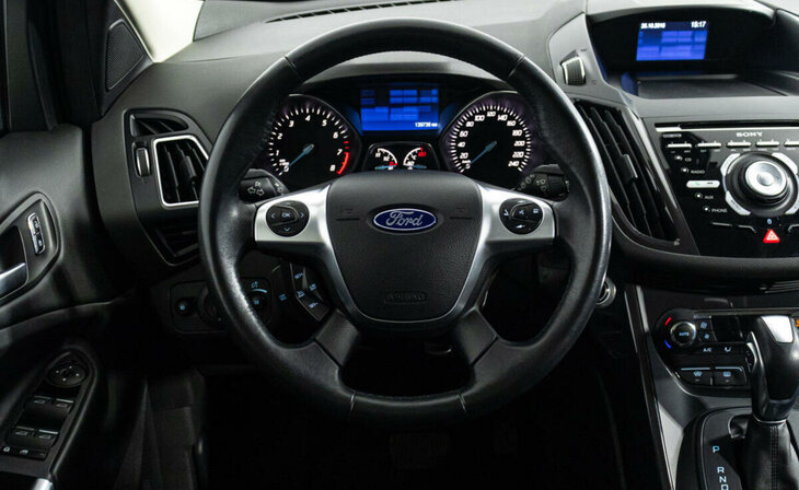 Ford Kuga - Фото 9