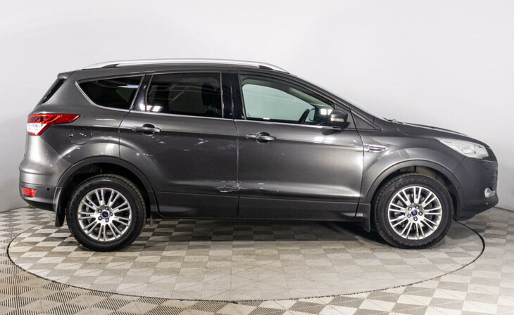 Ford Kuga - Фото 3