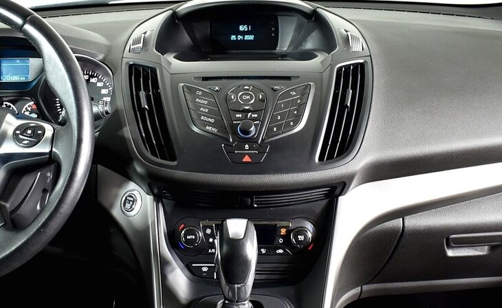 Ford Kuga - Фото 9