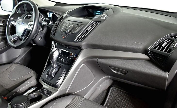 Ford Kuga - Фото 6