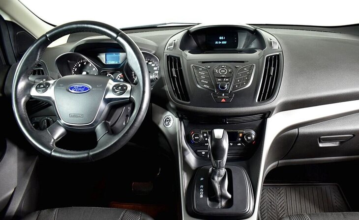 Ford Kuga - Фото 7