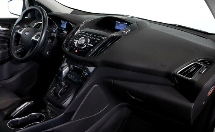 Ford Kuga - Фото 4