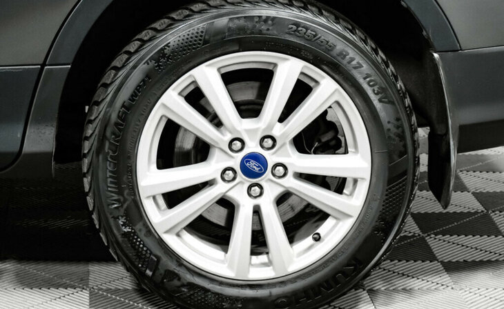 Ford Kuga - Фото 7