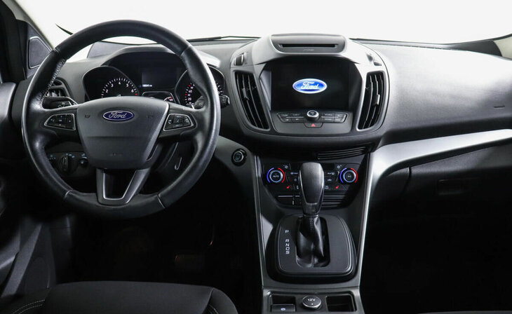 Ford Kuga - Фото 5