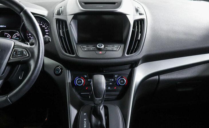 Ford Kuga - Фото 7