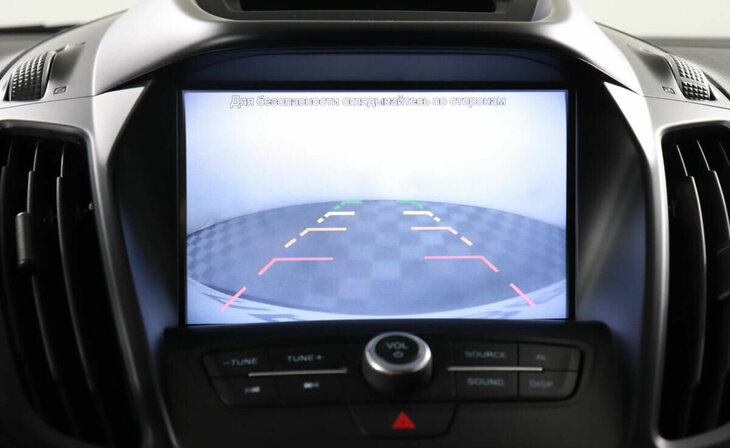 Ford Kuga - Фото 8