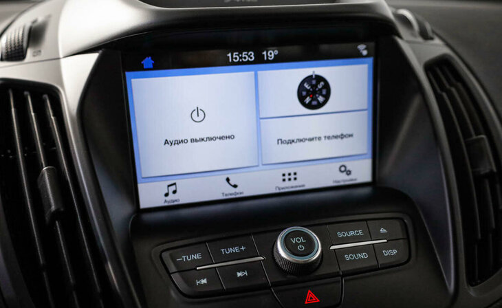 Ford Kuga - Фото 12