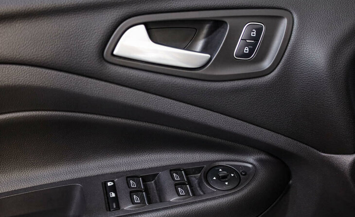 Ford Kuga - Фото 14