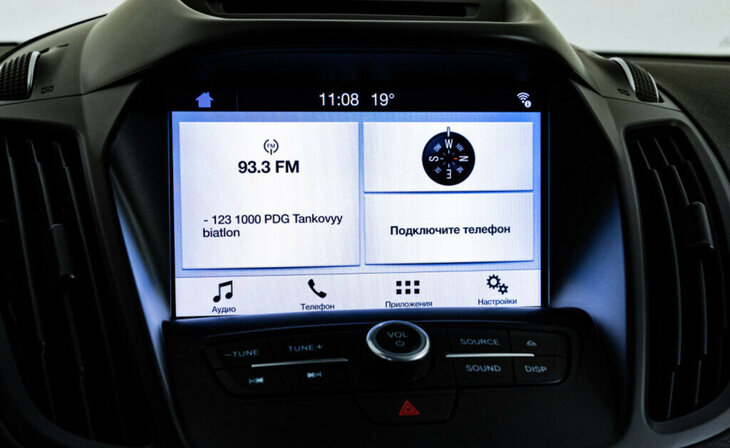 Ford Kuga - Фото 9