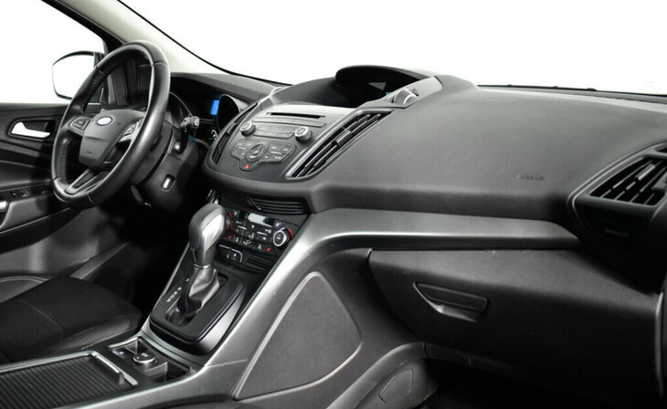 Ford Kuga - Фото 6