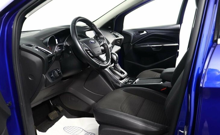 Ford Kuga - Фото 6