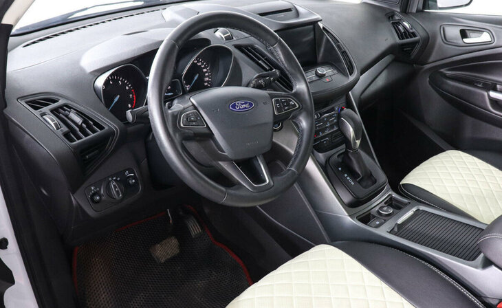 Ford Kuga - Фото 5