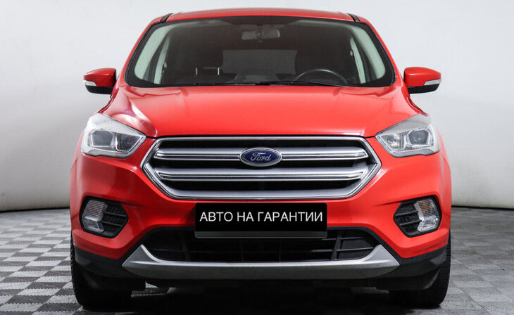 Ford Kuga - Фото 1