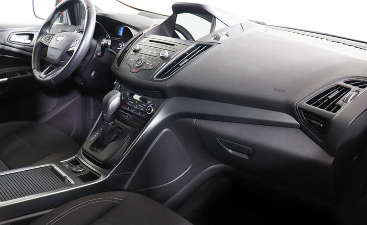 Ford Kuga - Фото 4