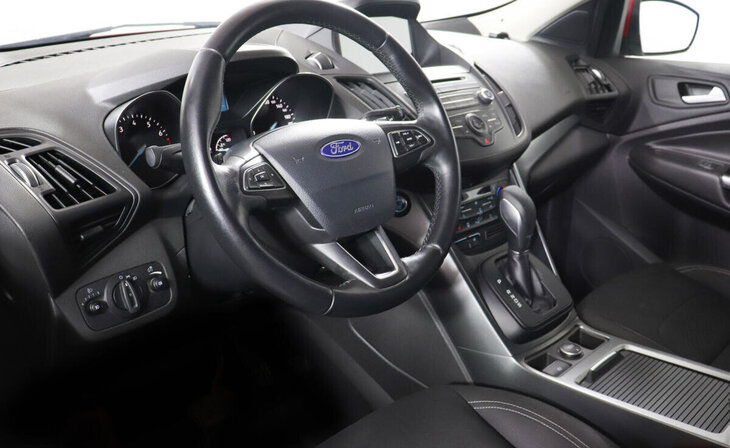 Ford Kuga - Фото 6