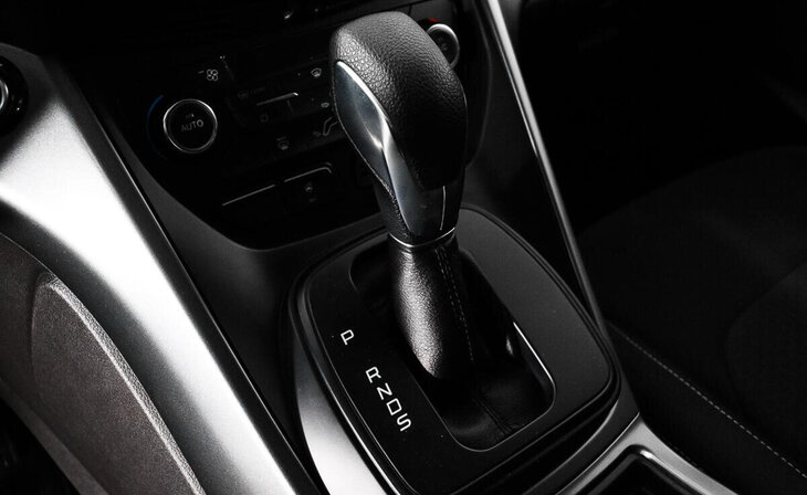 Ford Kuga - Фото 10