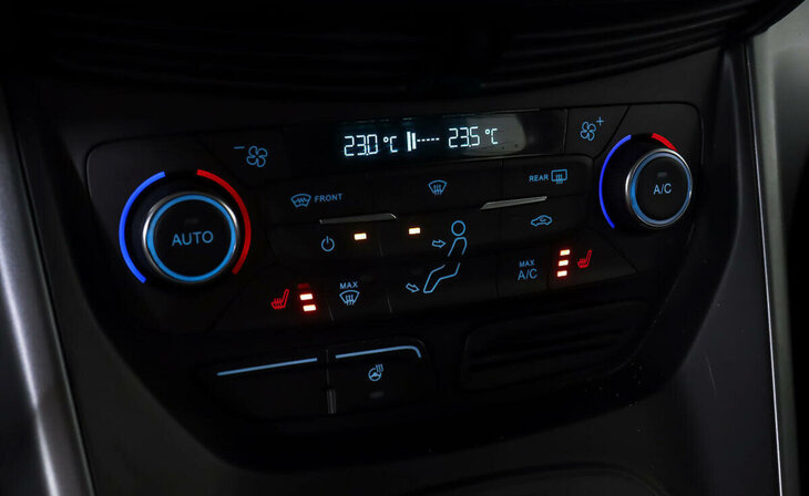 Ford Kuga - Фото 13