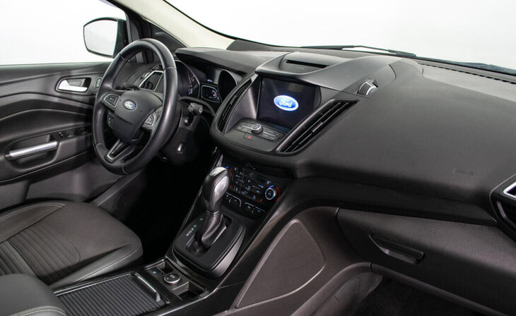 Ford Kuga - Фото 6