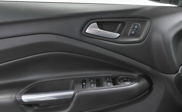 Ford Kuga - Фото 9