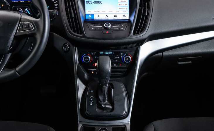 Ford Kuga - Фото 10