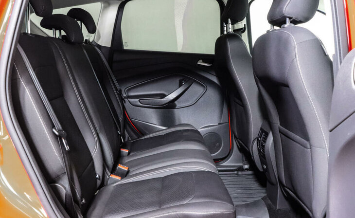 Ford Kuga - Фото 13