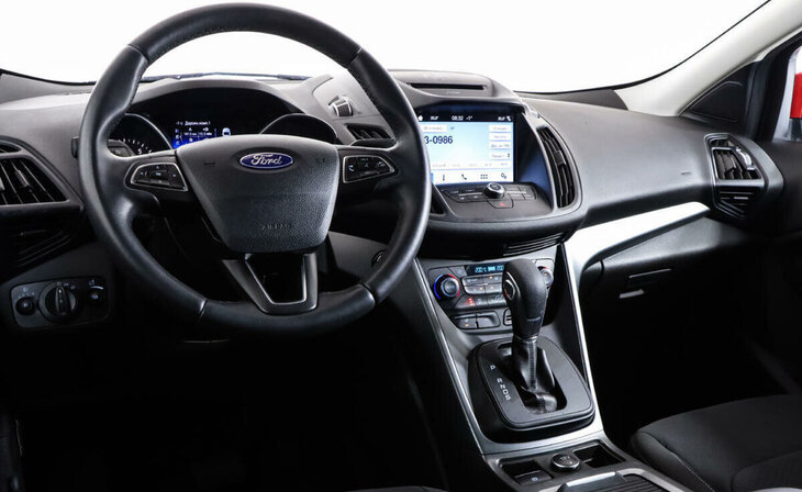 Ford Kuga - Фото 6