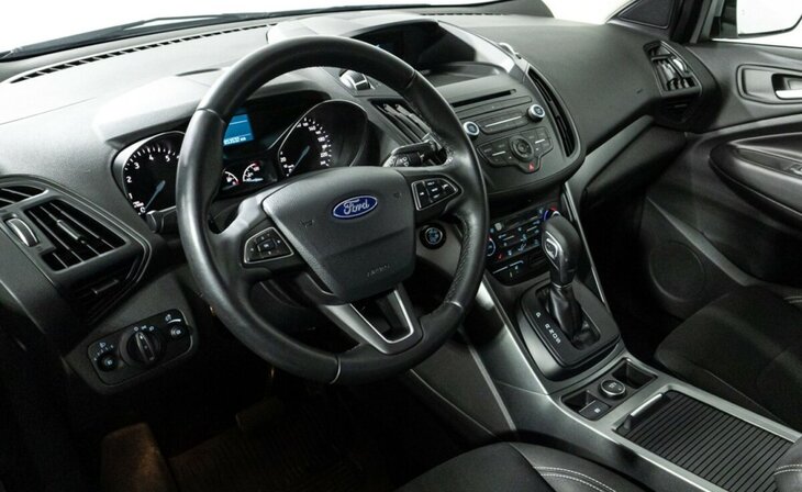 Ford Kuga - Фото 6