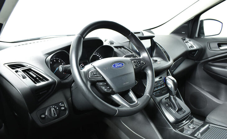 Ford Kuga - Фото 6