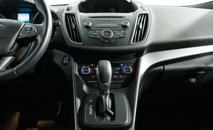 Ford Kuga - Фото 7