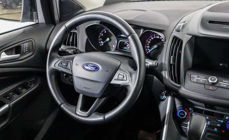 Ford Kuga - Фото 5