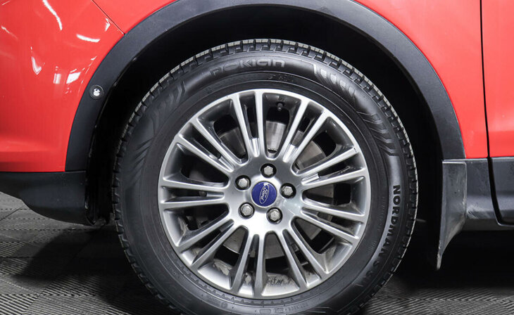 Ford Kuga - Фото 7