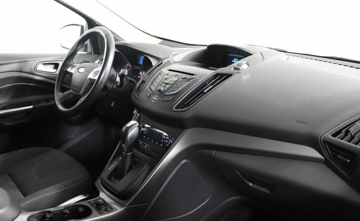 Ford Kuga - Фото 4