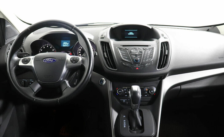 Ford Kuga - Фото 6
