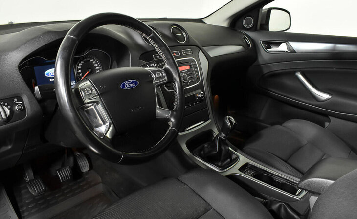 Ford Mondeo - Фото 9