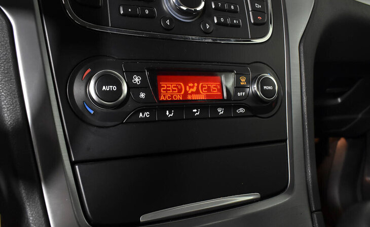 Ford Mondeo - Фото 12