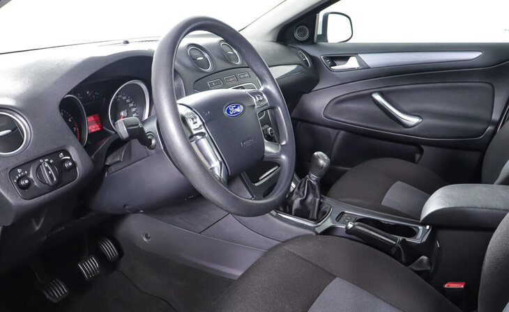 Ford Mondeo - Фото 9