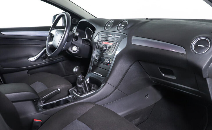 Ford Mondeo - Фото 8