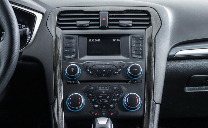 Ford Mondeo - Фото 9