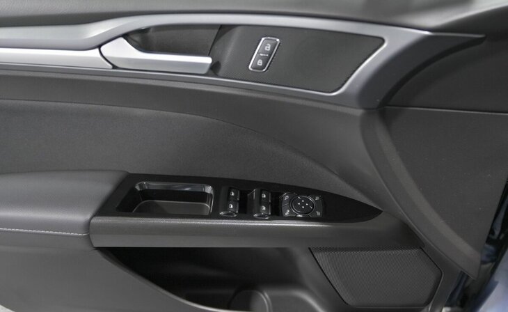 Ford Mondeo - Фото 10