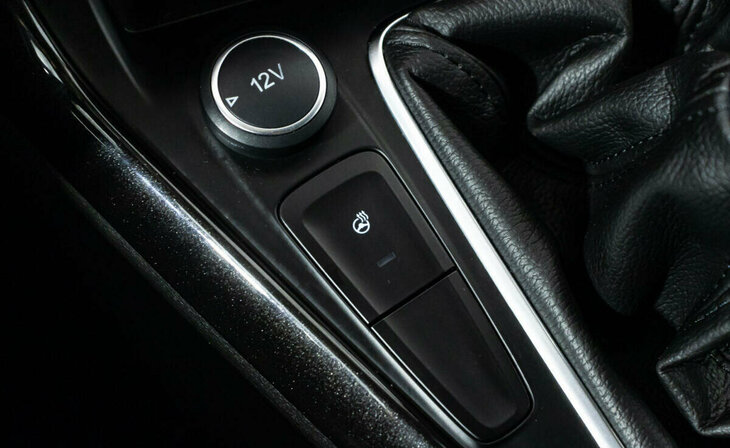 Ford Focus - Фото 10